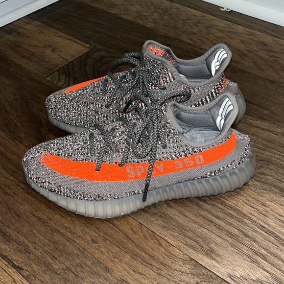 Yeezy Boost 350 V2 Beluga - Picture 3 of 11